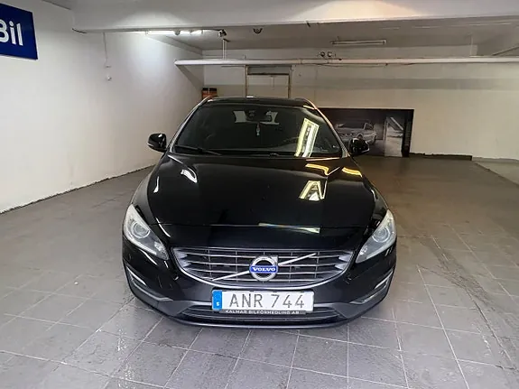 Volvo V60 2015 photo 5