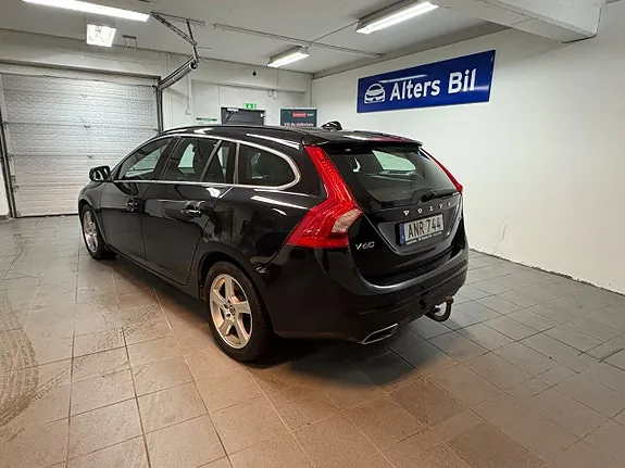 Volvo V60 2015 photo 4