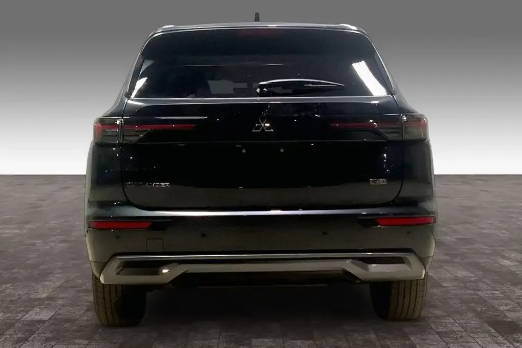 Mitsubishi Outlander 2026 photo 4