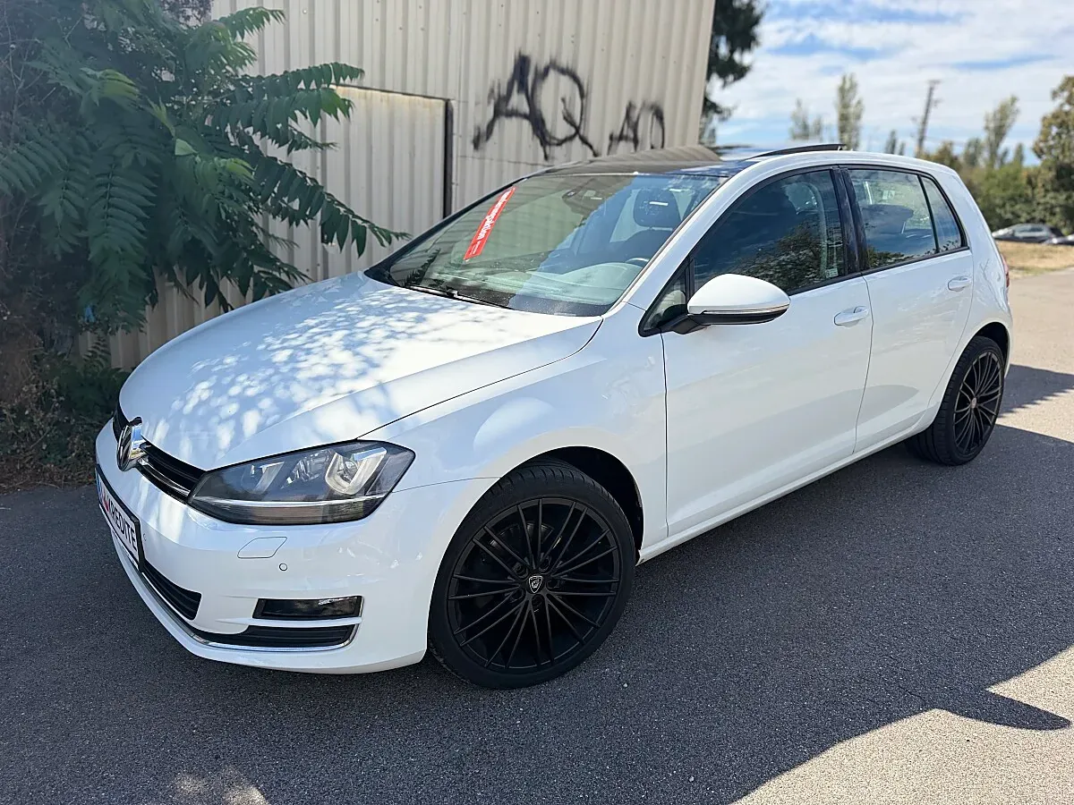 Volkswagen Golf 2013 photo 2