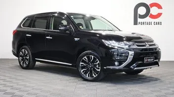 Mitsubishi Outlander 2015 photo 2