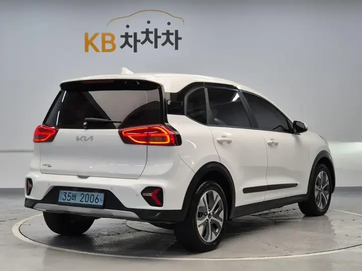 Kia Niro 2023 photo 3
