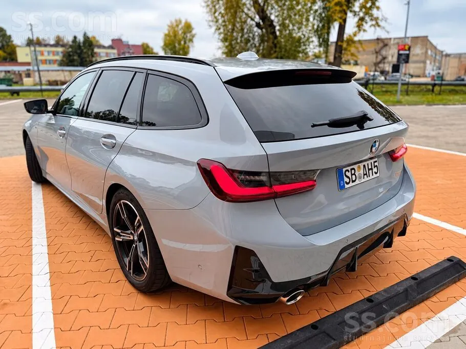 BMW 318I 2024 photo 2