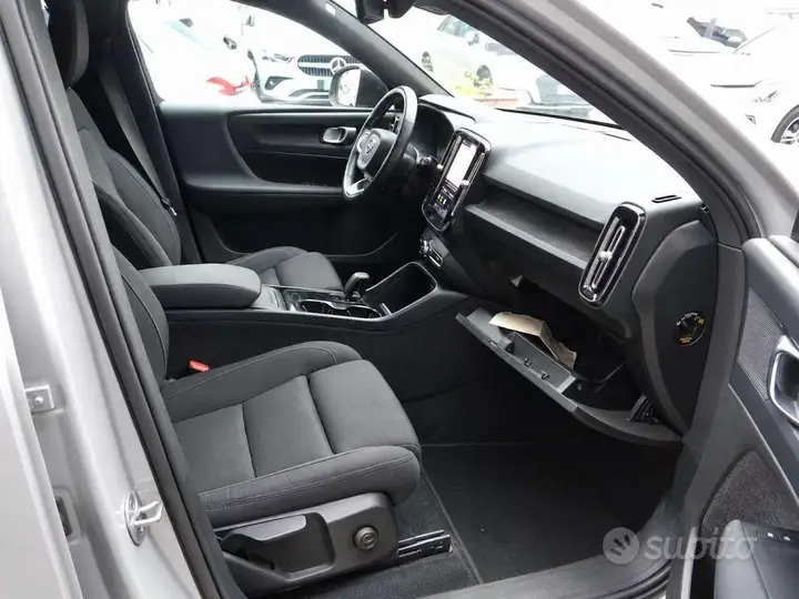 Volvo Xc40 2022 photo 5