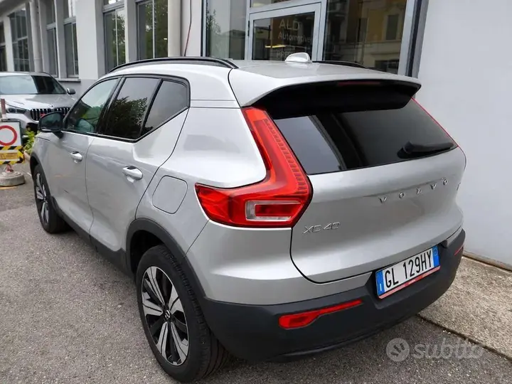 Volvo Xc40 2022 photo 3