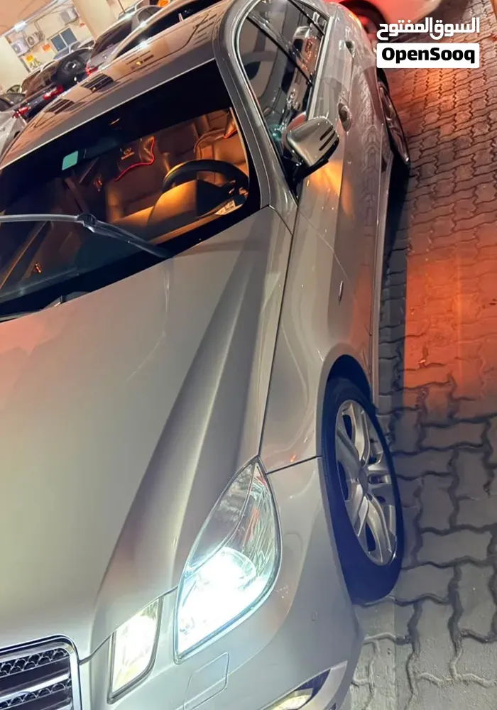Mercedes-Benz E200