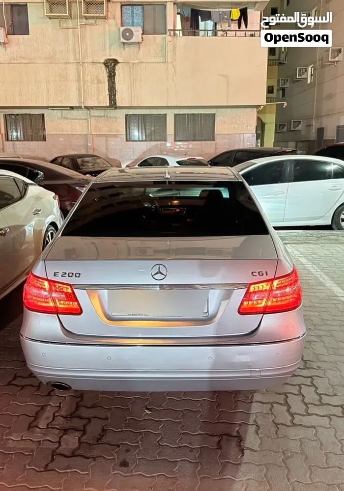 Mercedes-Benz E200 2010 photo 4