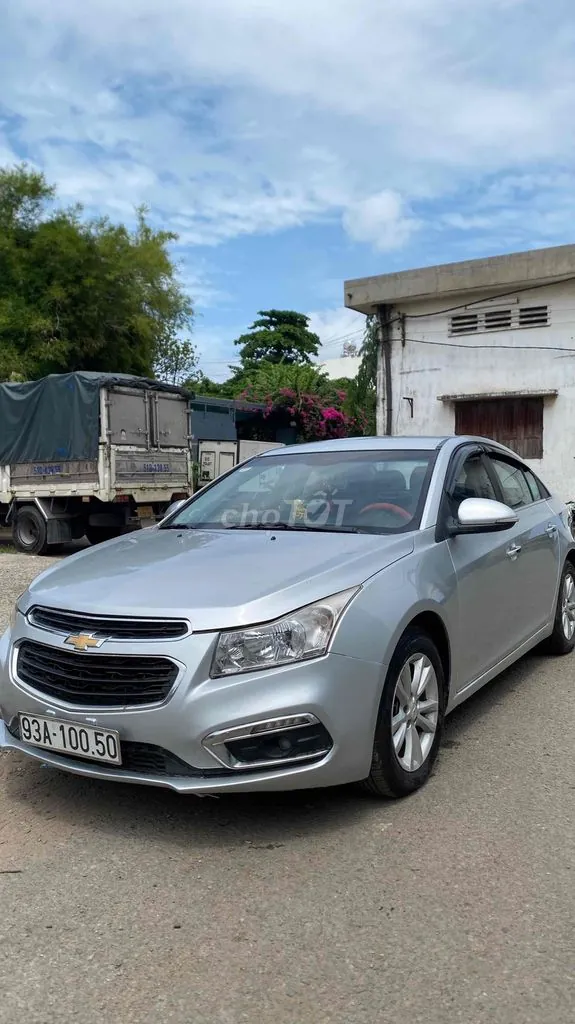 Chevrolet Cruze 2017 photo 2