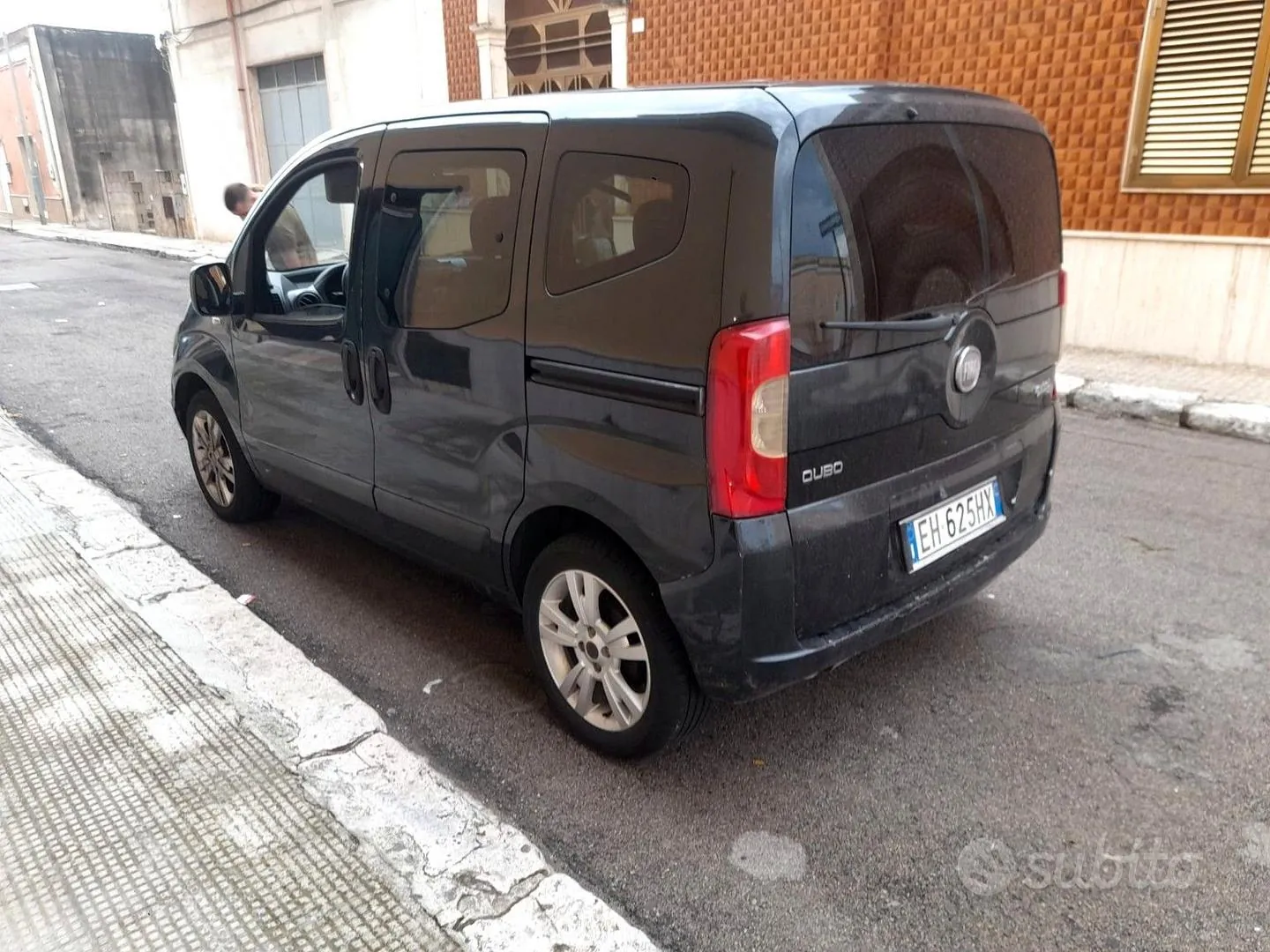 Fiat Qubo 2011 photo 2