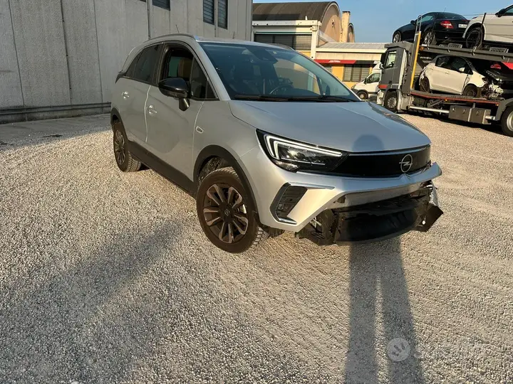 Opel Crossland 2023 photo 3