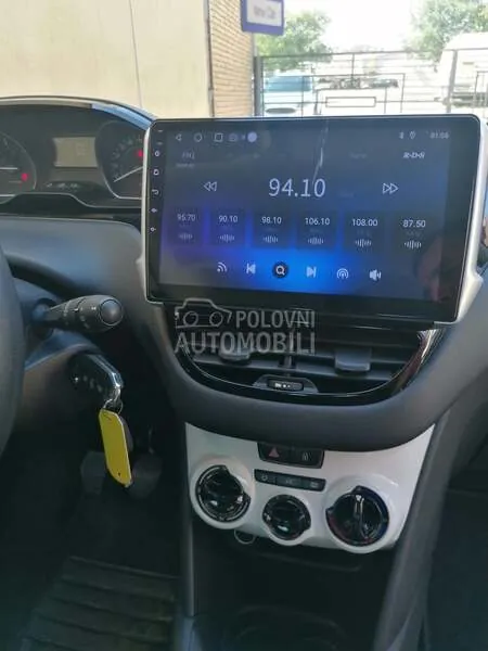 Peugeot 208 2016 photo 5