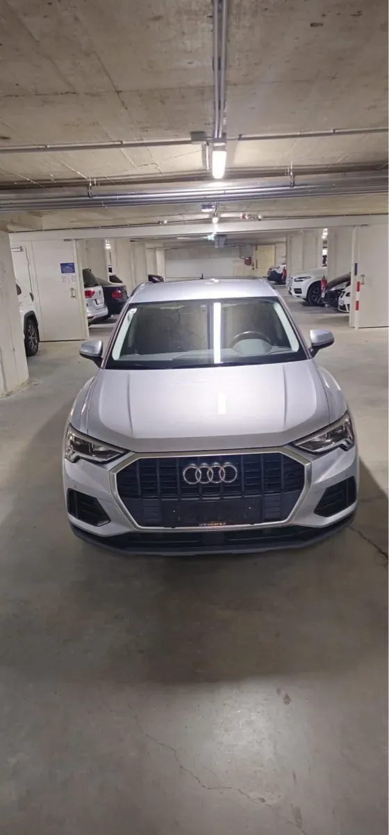 Audi Q3 2019 photo 2