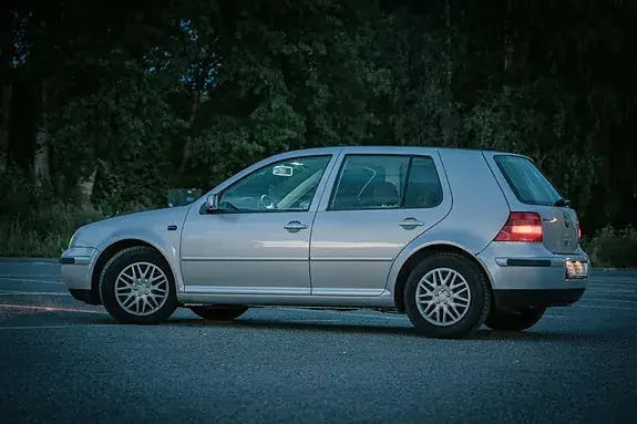 Volkswagen Golf 4 2002 photo 3