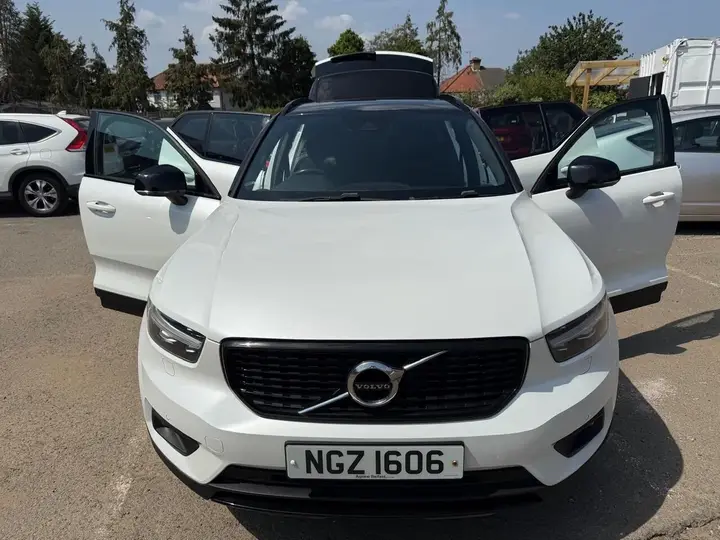 Volvo Xc40 2019 photo 4