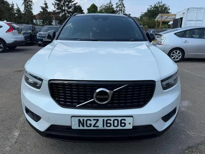 Volvo Xc40 2019 photo 2