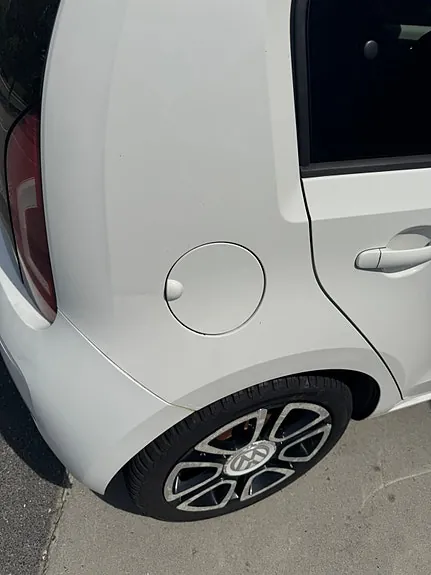Volkswagen Up 2014 photo 4