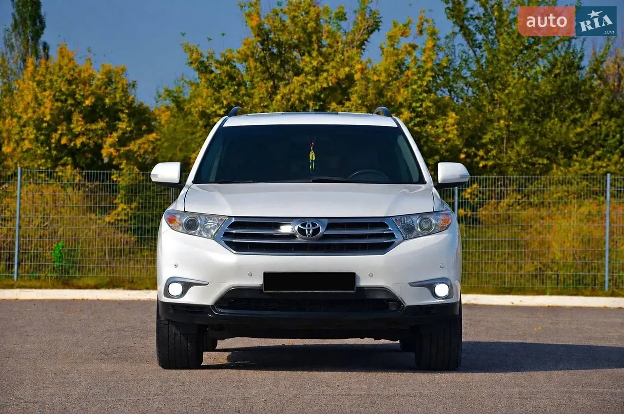 Toyota Highlander 2012 photo 4