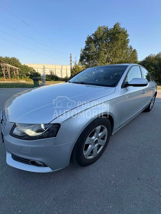 Audi A4 2010 photo 3