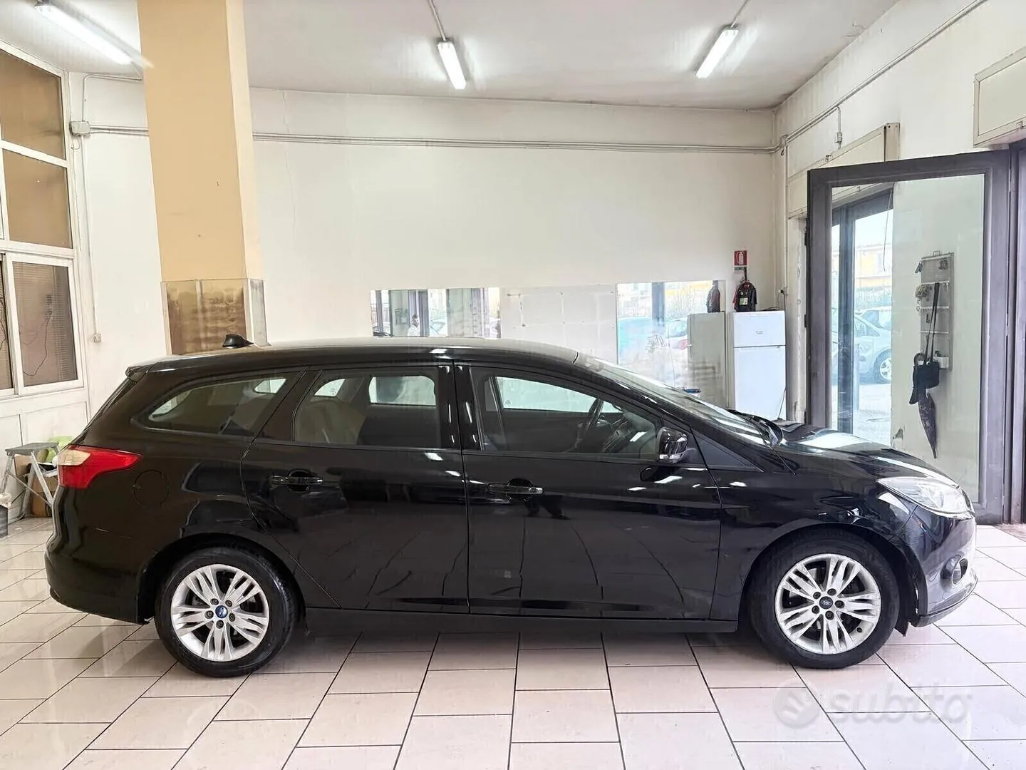 Ford Focus 2014 photo 3