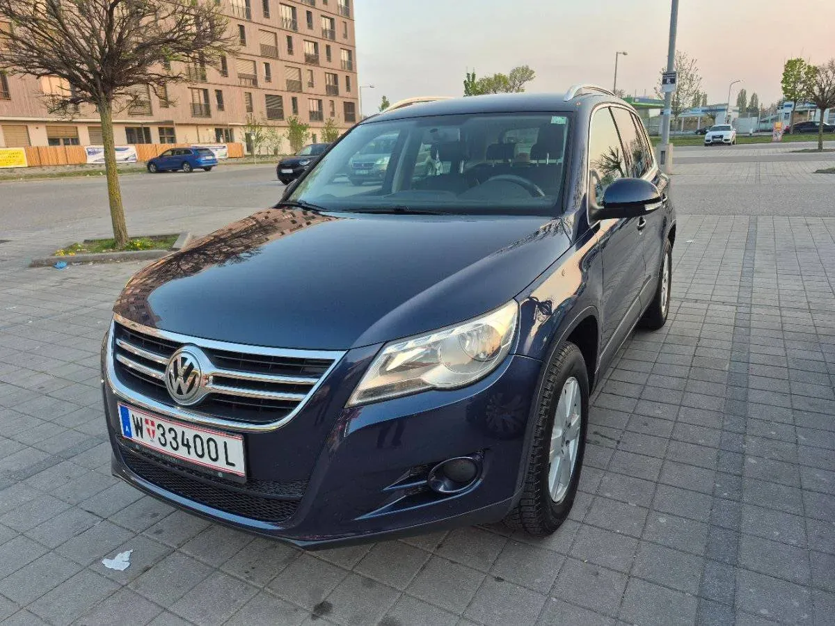 Volkswagen Tiguan 2010 photo 2