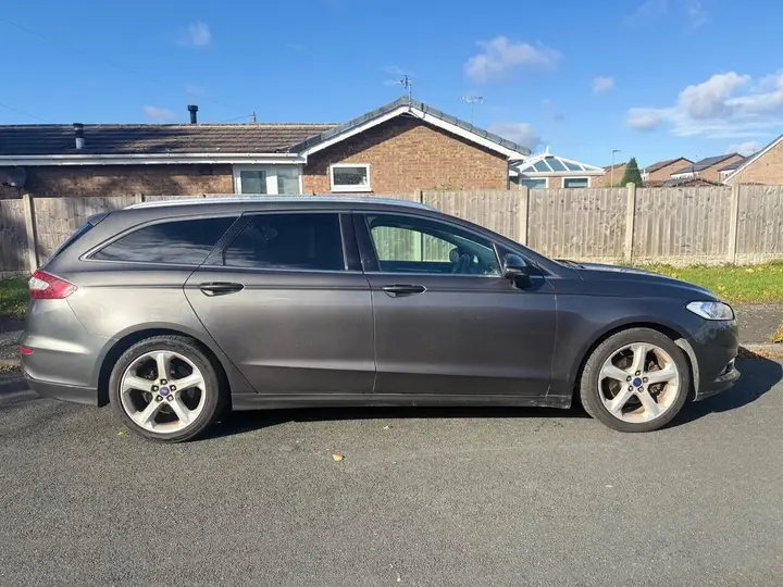 Ford Mondeo 2017 photo 2
