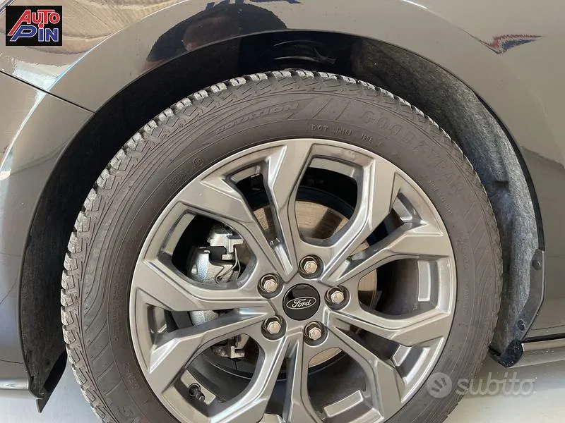 Ford Focus 2025 photo 5