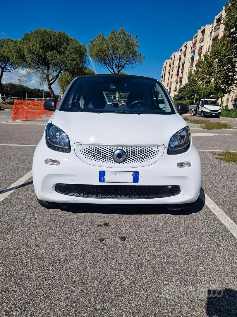 Smart Fortwo 2018 photo 4