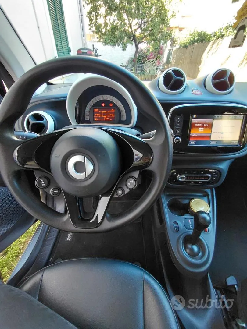 Smart Fortwo 2018 photo 5