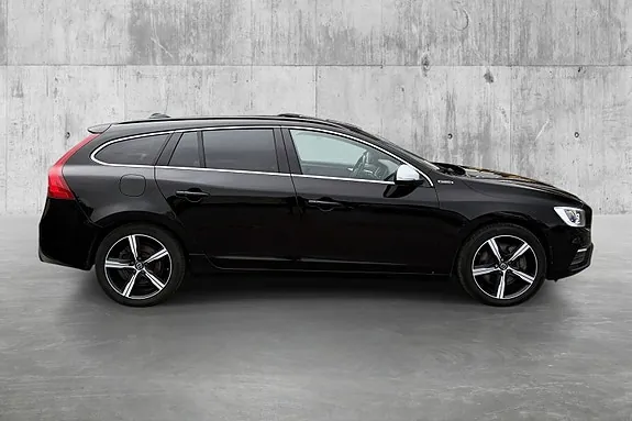 Volvo V60 2018 photo 4