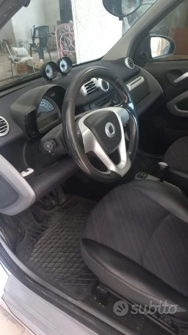 Smart Fortwo 2010 photo 4