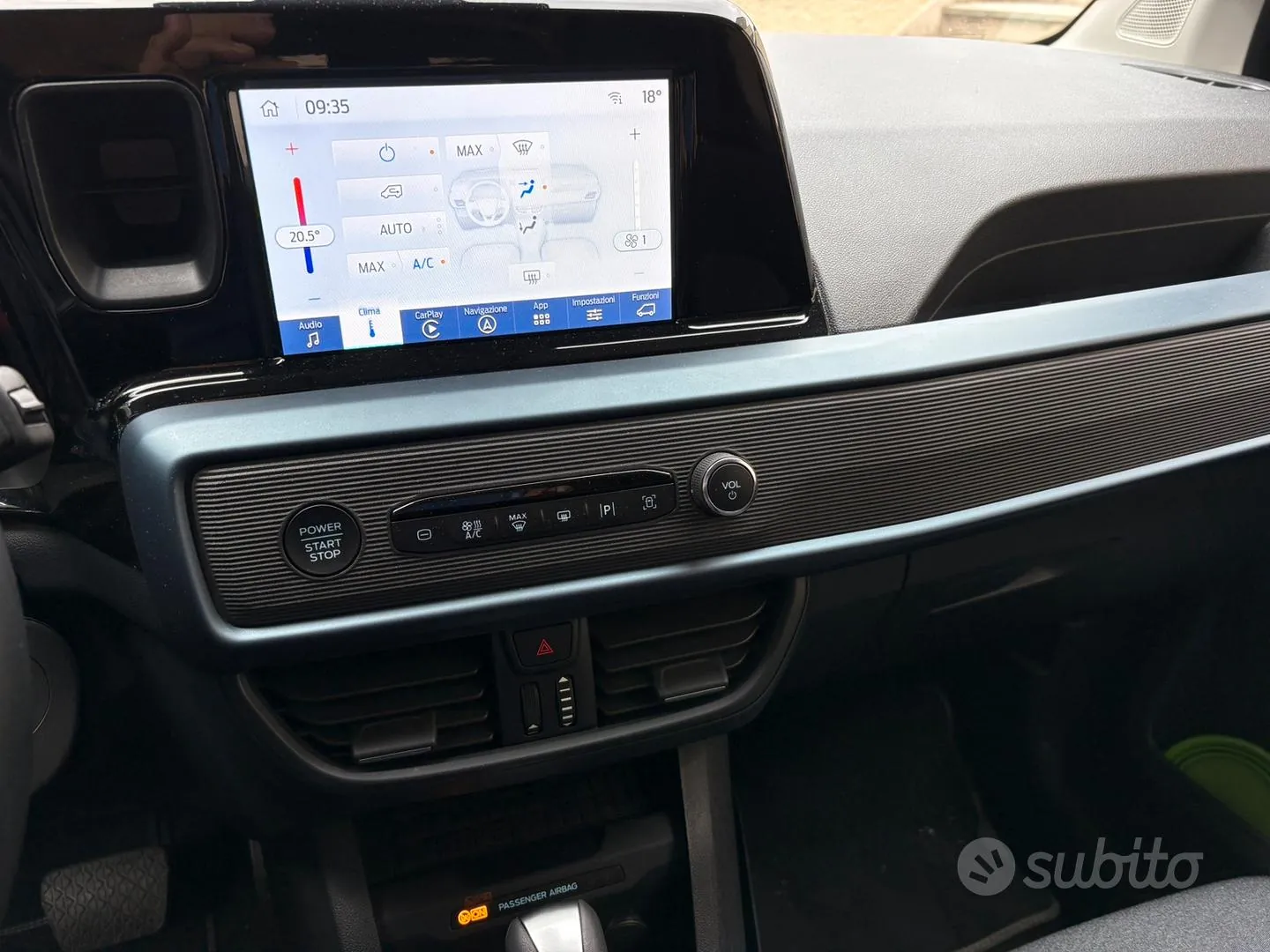 Ford Tourneo Courier 2026 photo 2