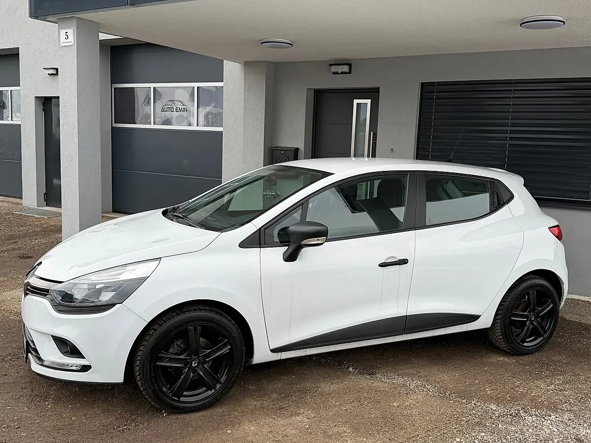 Renault Clio 2017 photo 2
