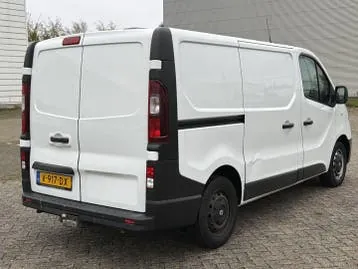 Renault Trafic 2017 photo 2