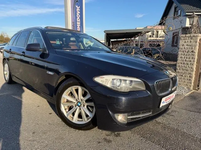 BMW 5 Series 2012 photo 2