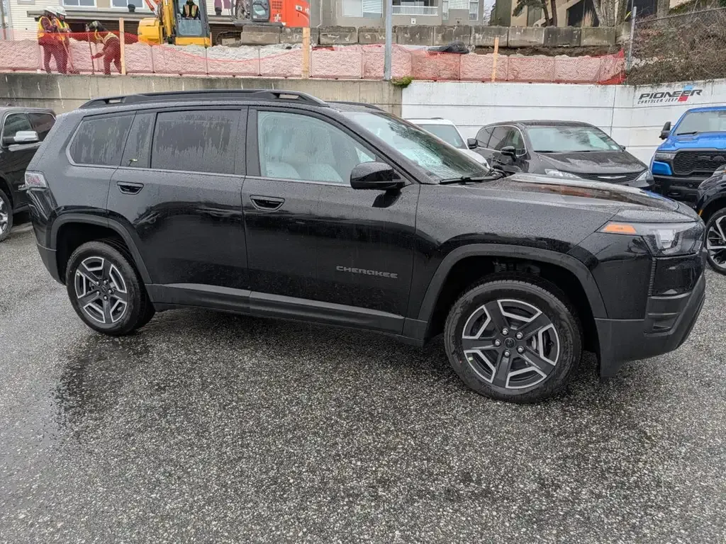 Jeep Cherokee 2026 photo 4