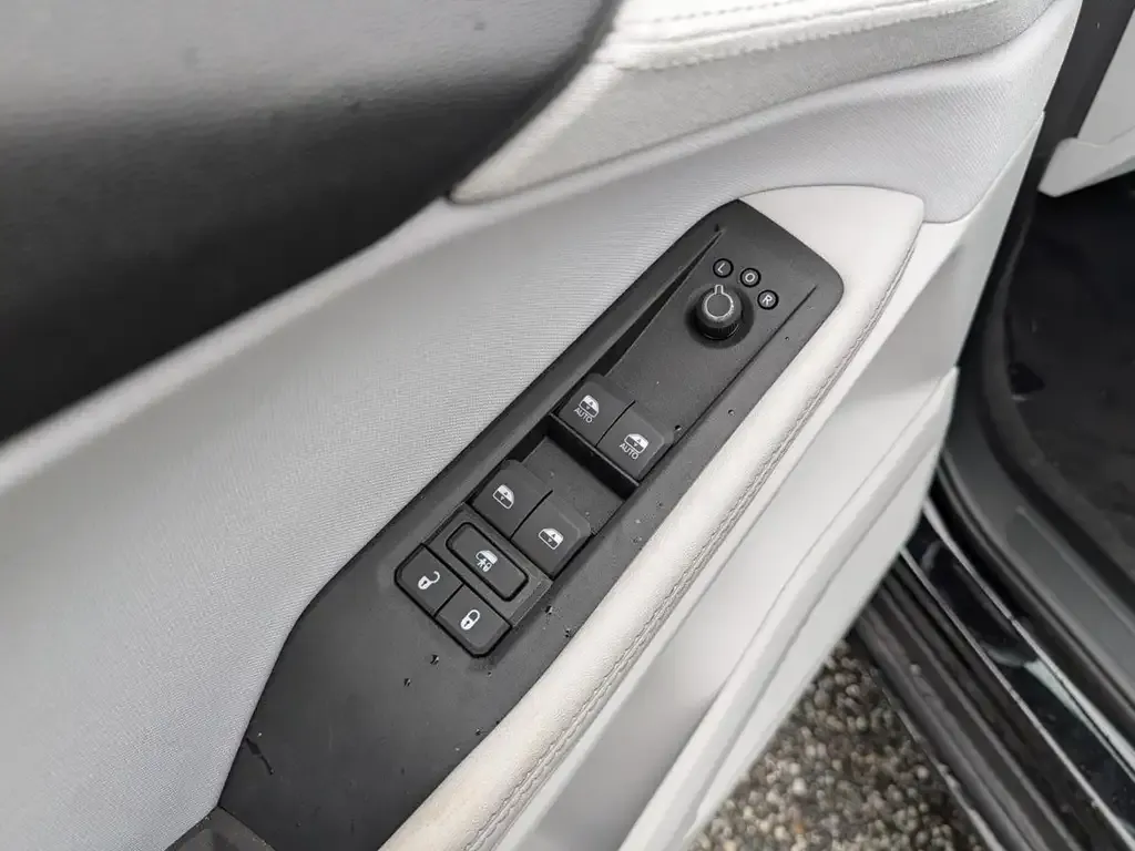 Jeep Cherokee 2026 photo 5