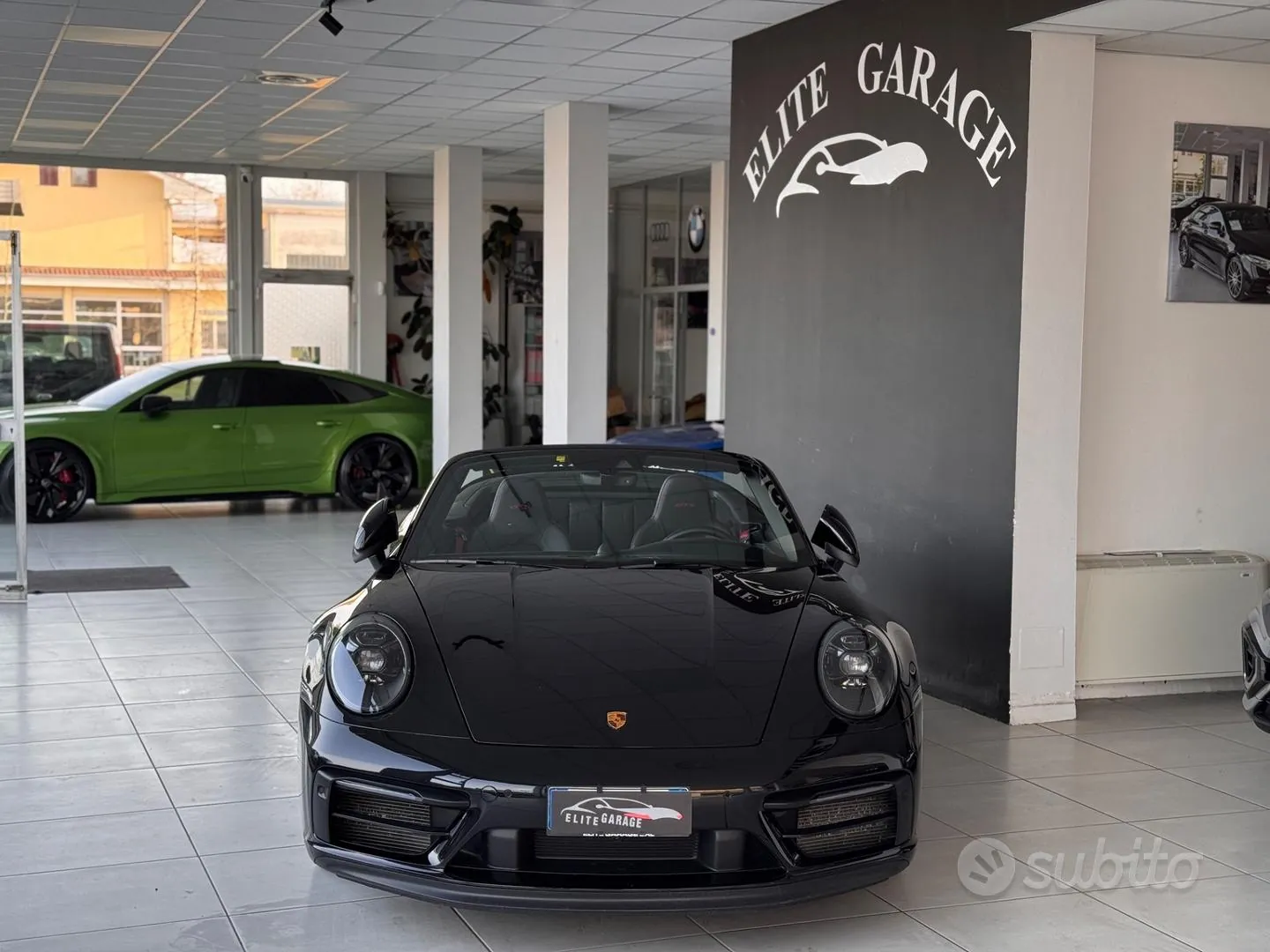 Porsche 911 2022 photo 2