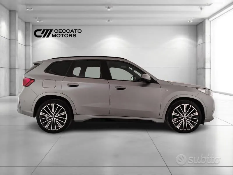 BMW X1 2023 photo 3