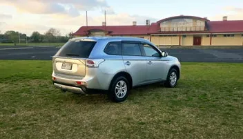 Mitsubishi Outlander 2014 photo 5