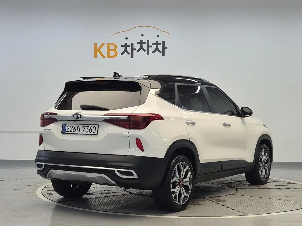 Kia Seltos 2021 photo 3