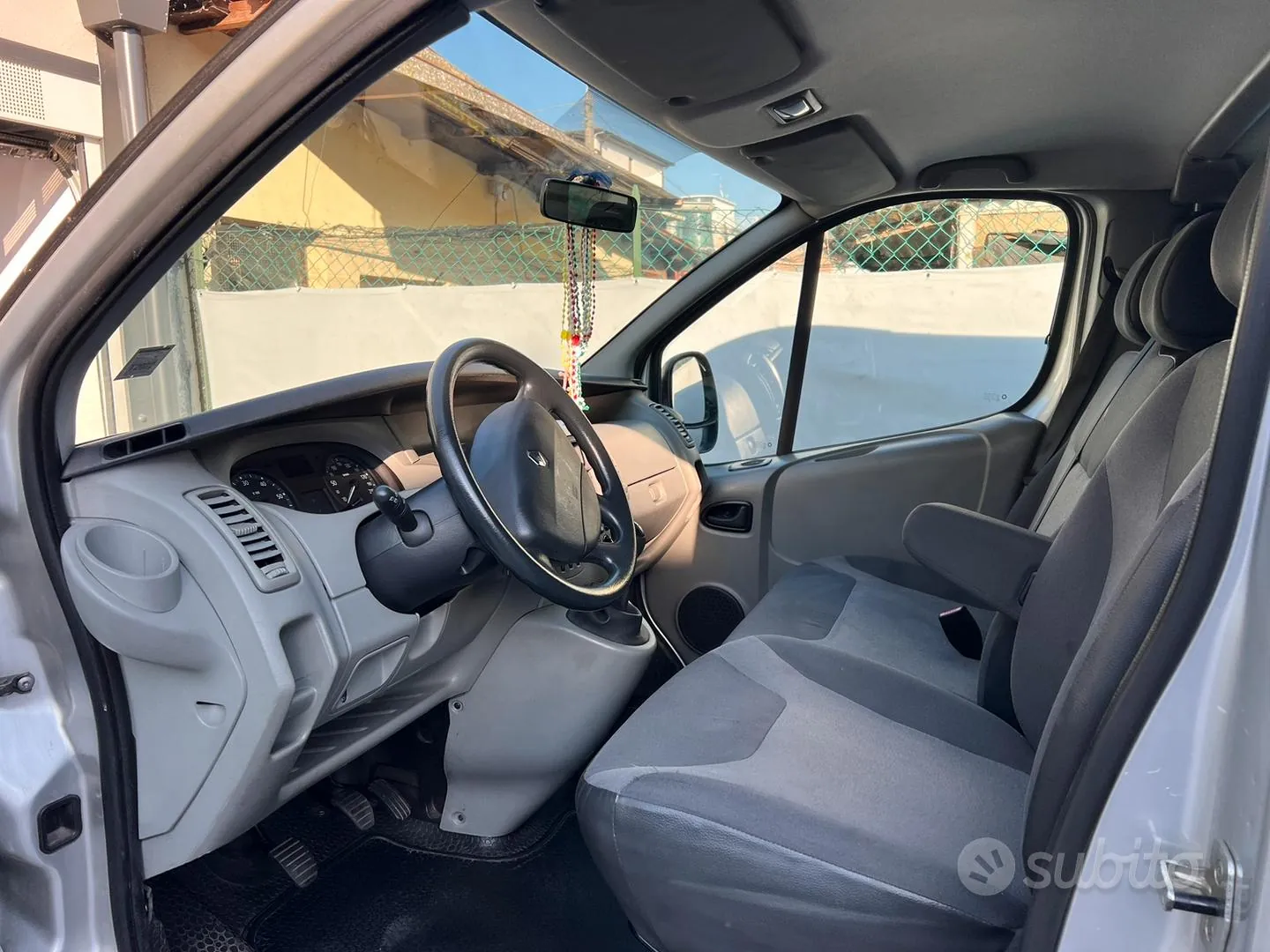 Renault Trafic 2010 photo 5