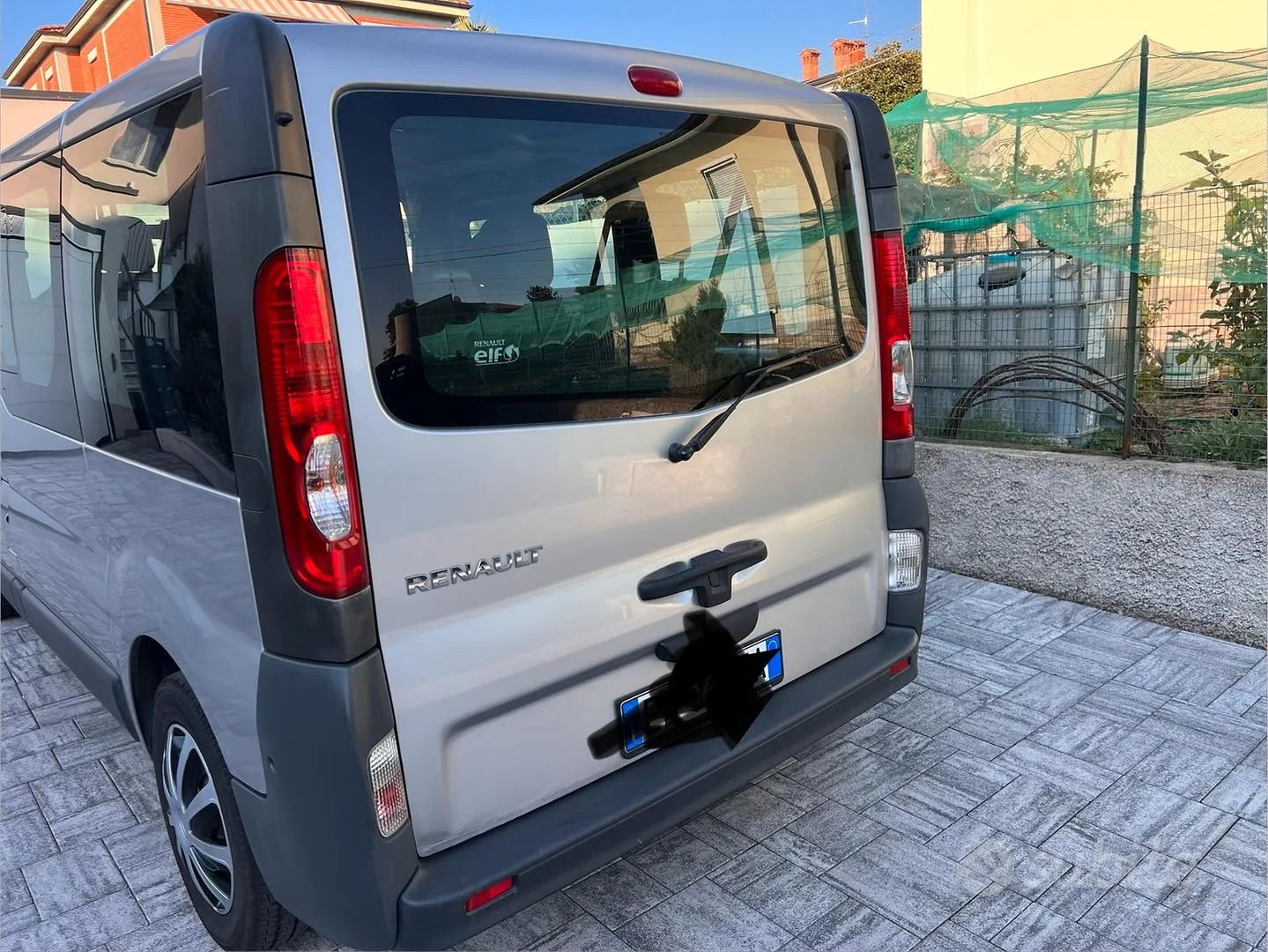 Renault Trafic 2010 photo 4