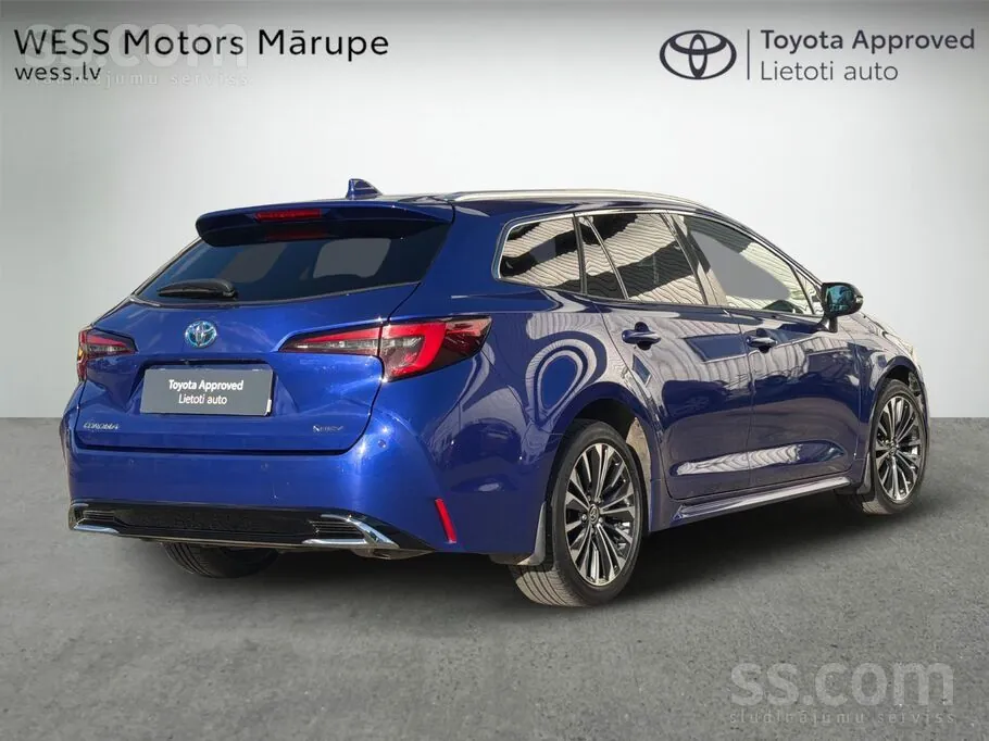 Toyota Corolla Touring Sports 2024 photo 2
