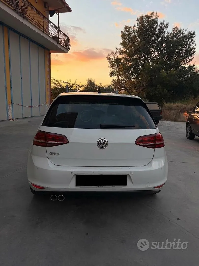 Volkswagen Golf 2014 photo 2