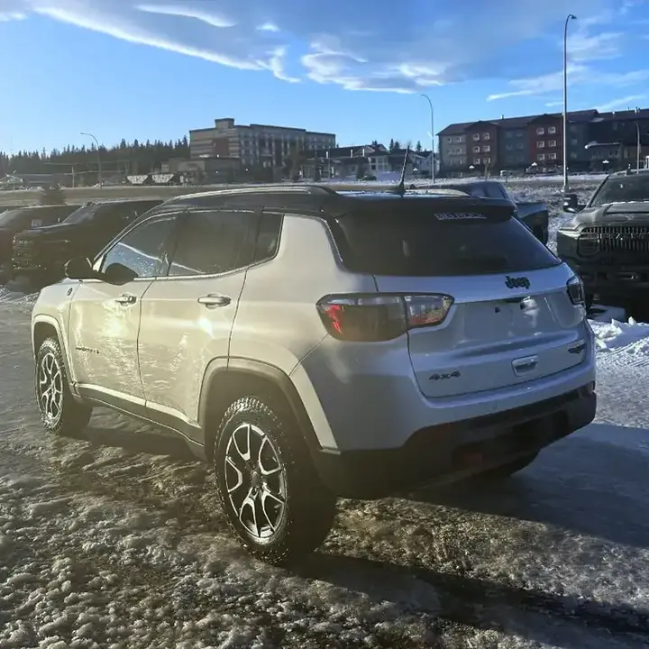 Jeep Compass 2026 photo 5