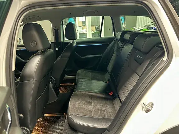 Skoda Octavia Scout 2018 photo 5