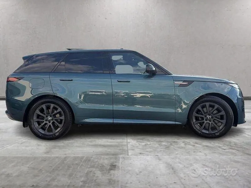 Land Rover Range Rover Sport 2023 photo 3