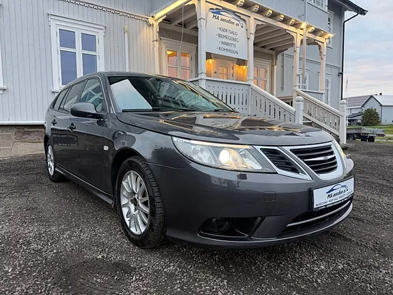 Saab 9-3 2010 photo 5