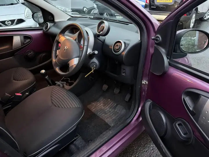 Peugeot 107 2014 photo 5