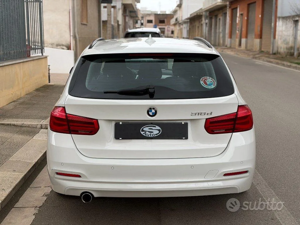 BMW 3 Series 2017 photo 4